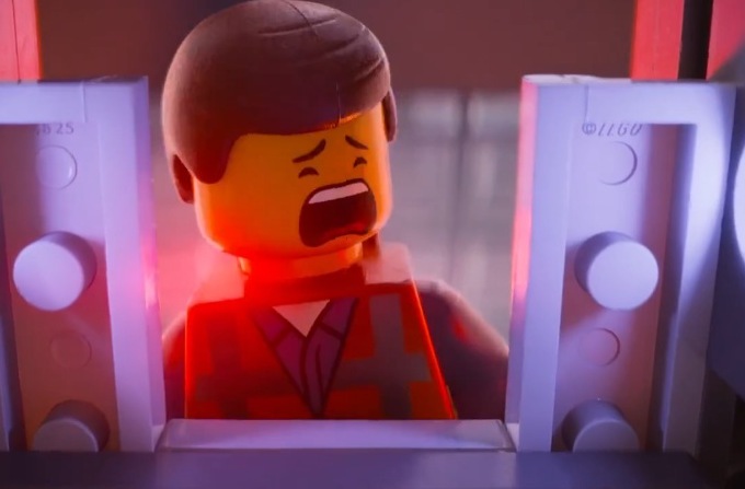 Emmet es torturado lego movie