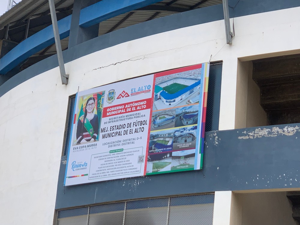 Estadio municipal de El Alto Eva Copa